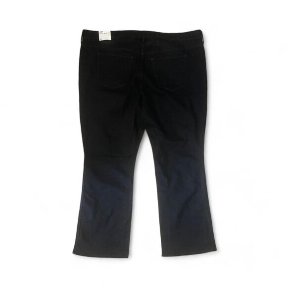 OLD NAVY Mid-Rise Plus-Size Kicker Boot-Cut Jeans, NWT. Size 24 - Picture 3 of 7